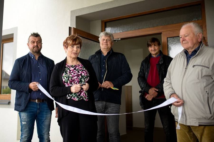 Zrekonstruovaná společenská budova oficiálně otevřena